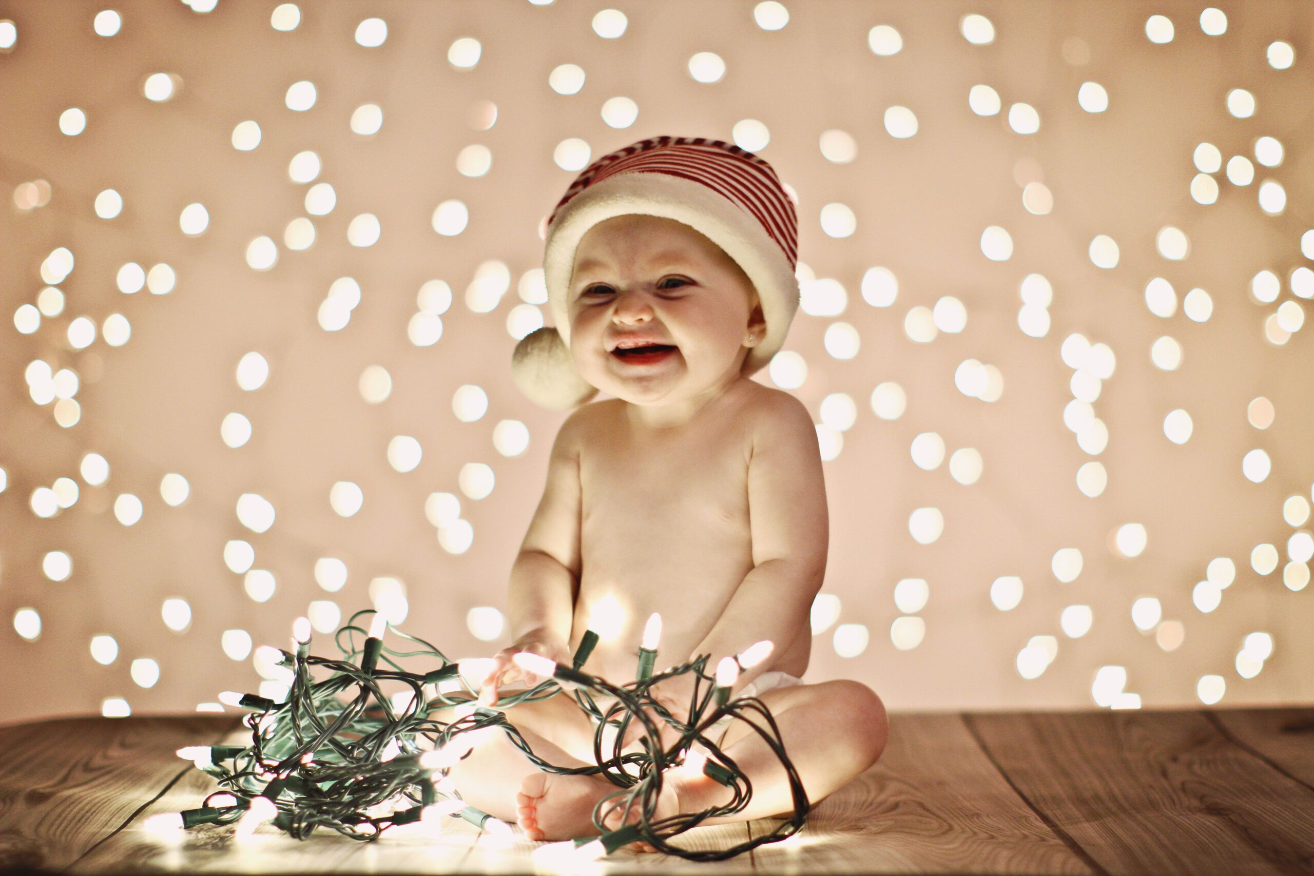 9 month old baby photo shoot christmas