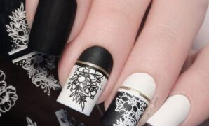 Nail Designs in Black and White